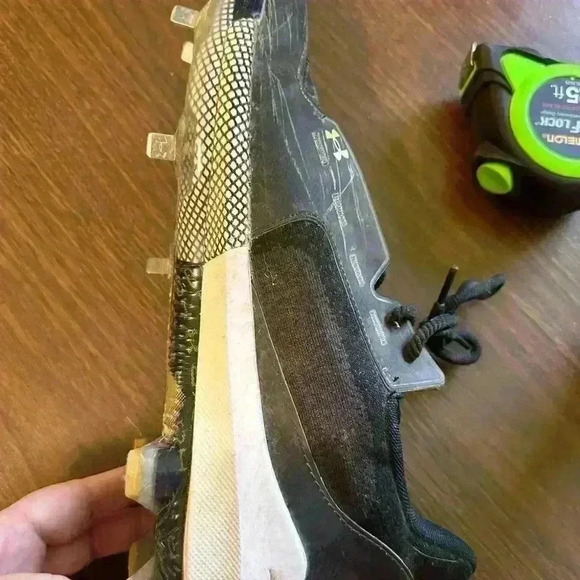 Under Armour Harper 6 Baseball Cleat. Metal Cleat. Men’s Size 11. Great Shape - Picture 9 of 10